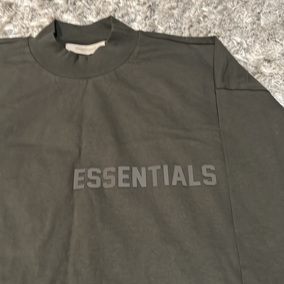 ESSENTIALS L/S TEE BRAND NEW - Picture 2 of 4